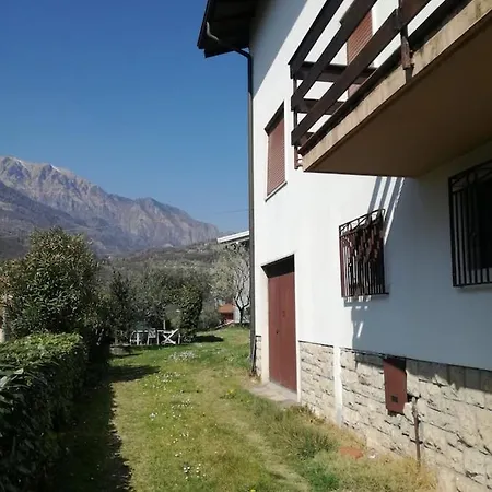 Il Giardino Di Mina E Gianni Σπίτι διακοπών Boario Terme