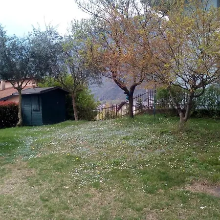 Il Giardino Di Mina E Gianni Σπίτι διακοπών *